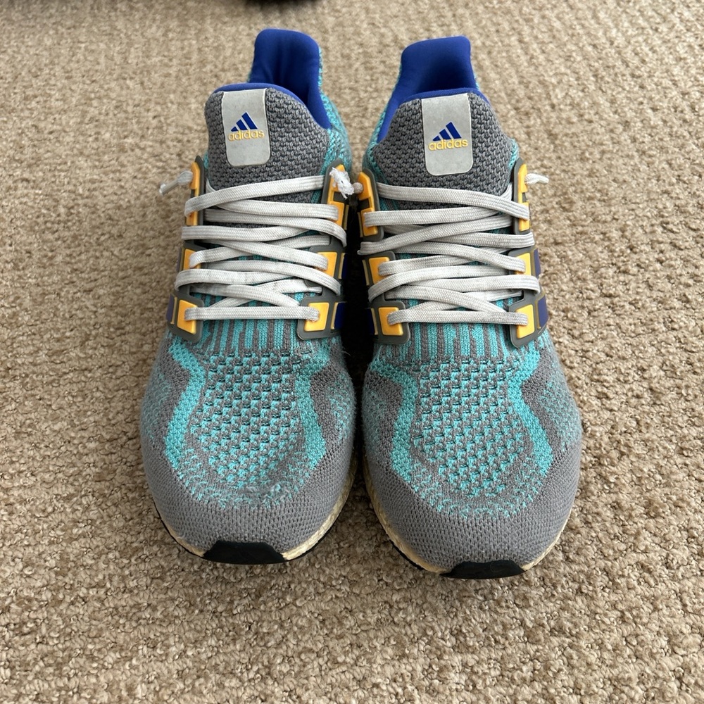 adidas men’s Gray, Teal & Yellow Athletic Sneakers